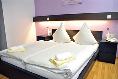 Hotel-Roth-Doppelzimmer