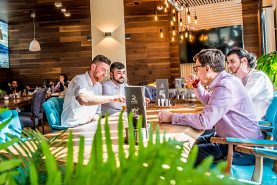 Stay-Hotel Restaurant