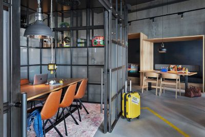 Moxy Hotel HamburgCity Zimmer