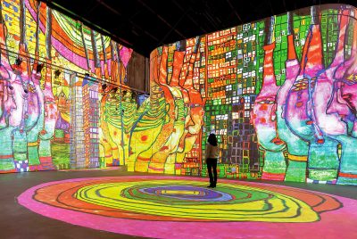 Port des Lumieres Ausstellung Hundertwasser ©Culturespaces Eric Spiller