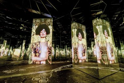 Port des Lumieres Gustav Klimt Gold und Farbe ©Culturespaces_Vincent Pinson